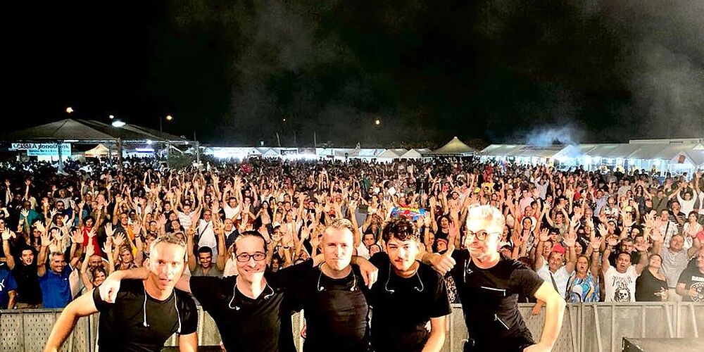 Dire Straits Over Gold